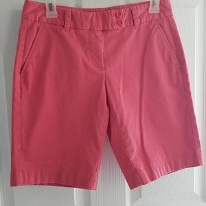 Vineyard Vines shorts